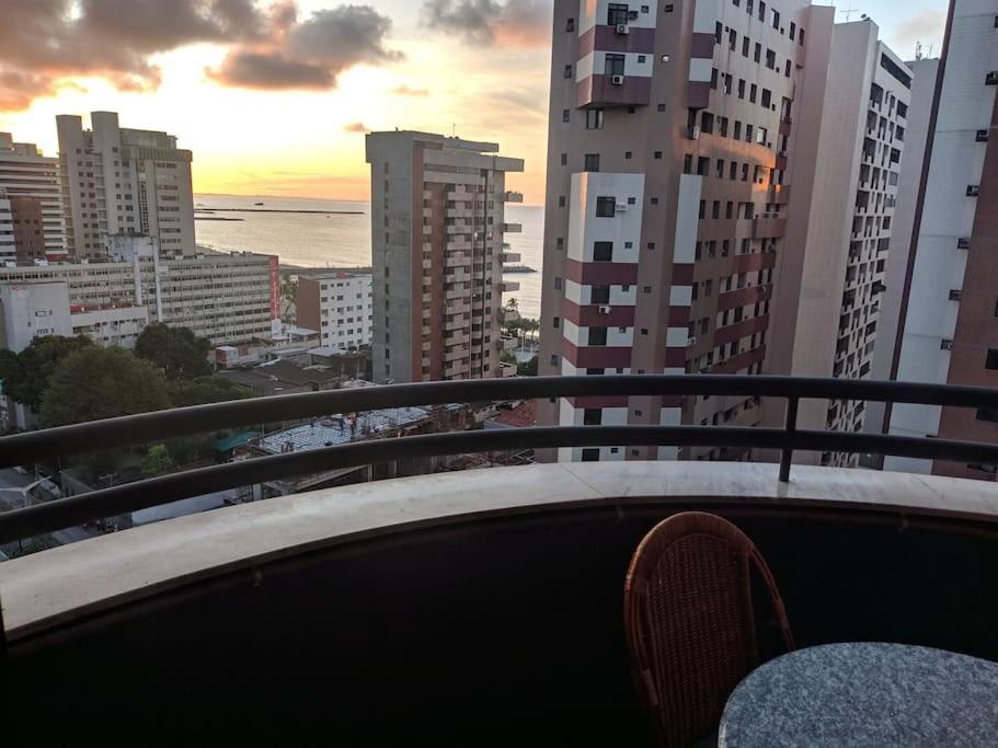 Lindo Flat Proximo A Beira Mar De Meireles Fortaleza Luaran gambar